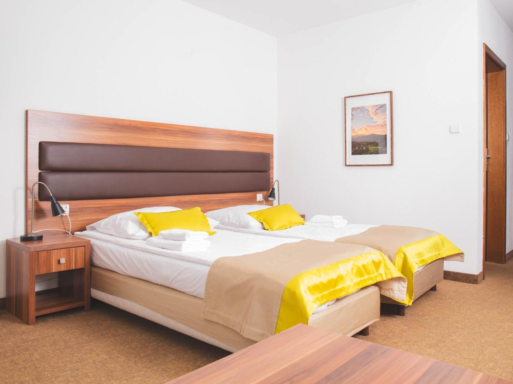 Hotel Beskidian Wegierska Gorka Εξωτερικό φωτογραφία